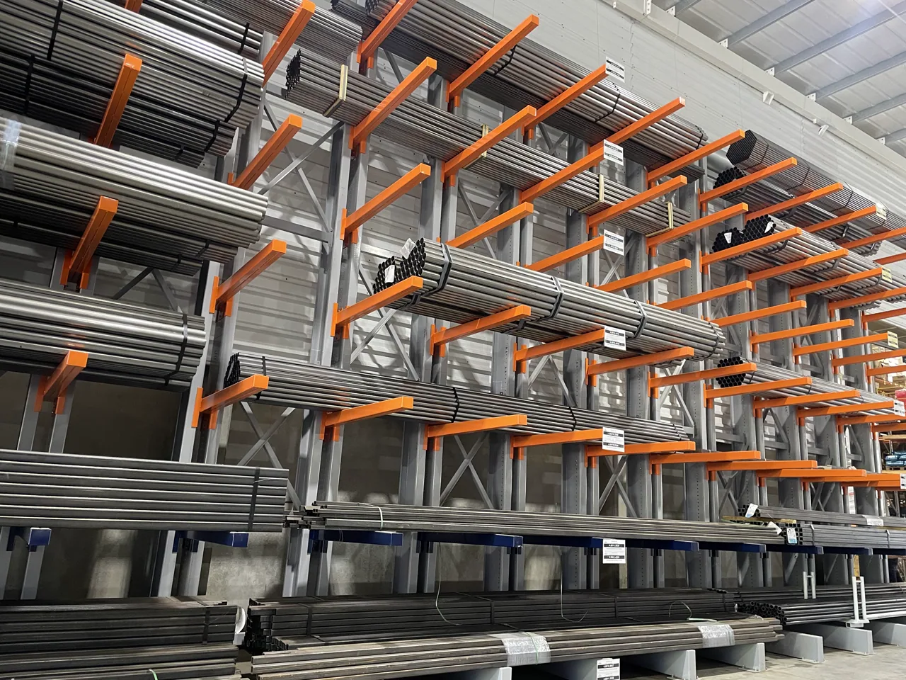 Cantilever — instalação industrial completa